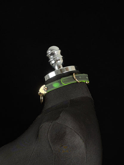 EVERGLIMP — Gold-Tone Ring Color-Changing Leather Choker -Black to Green