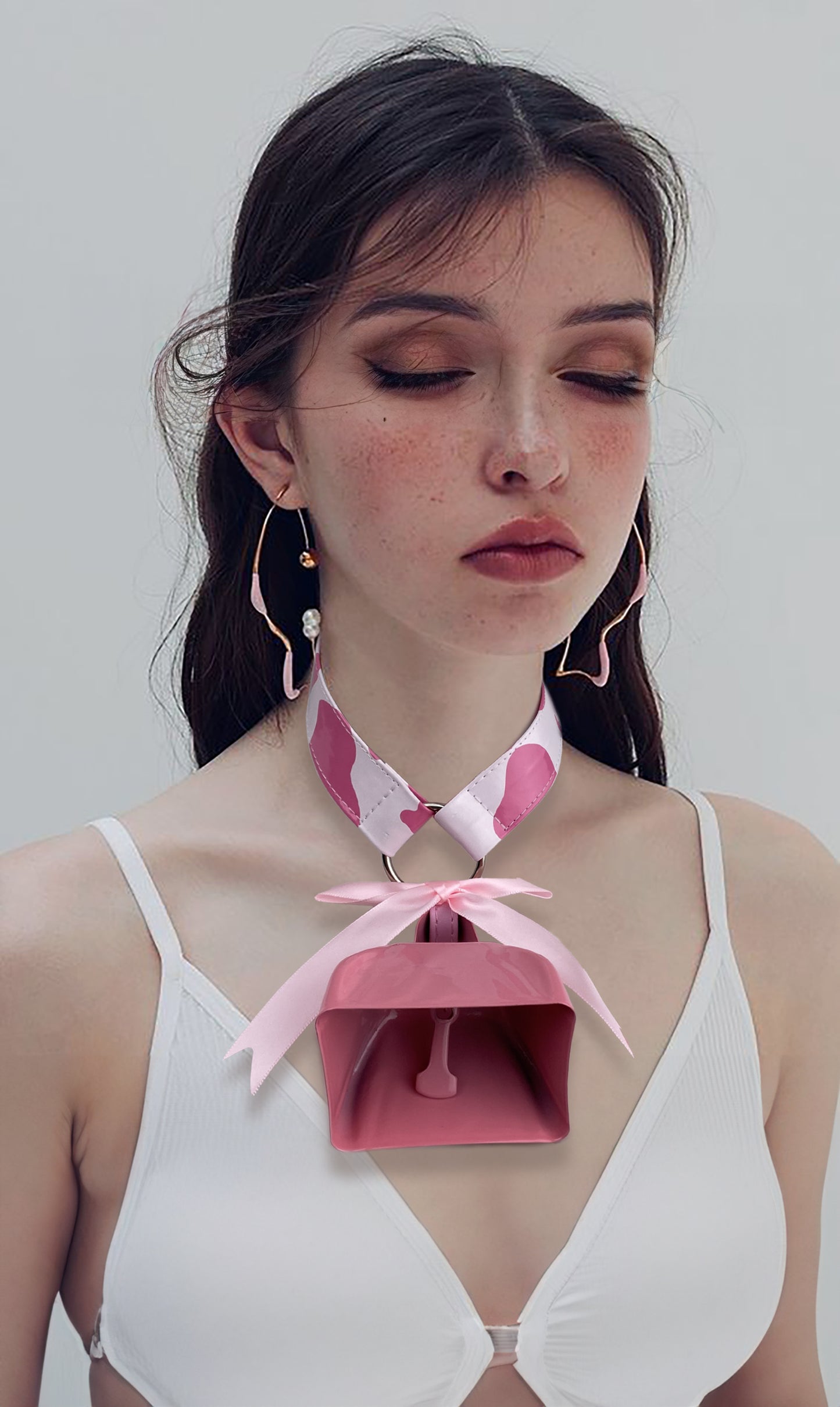 PINK STRAWBERRIES COW COLLAR