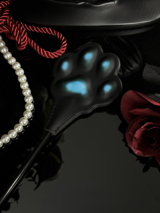 EVERGLIMP-Cat Paw  Black to Blue