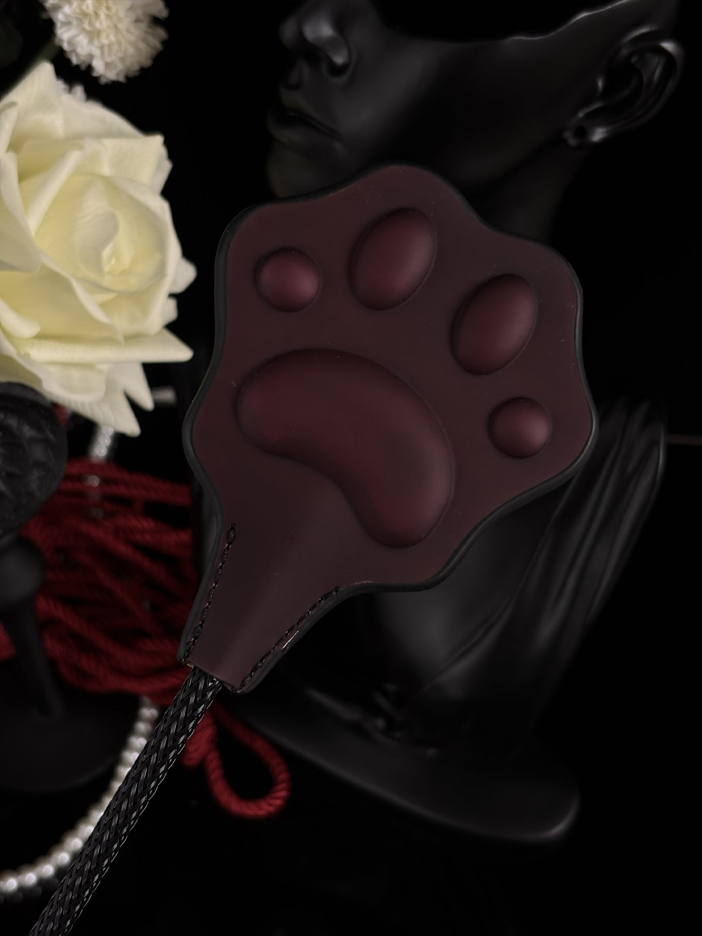 EVERGLIMP-Cat Paw  Black to Red