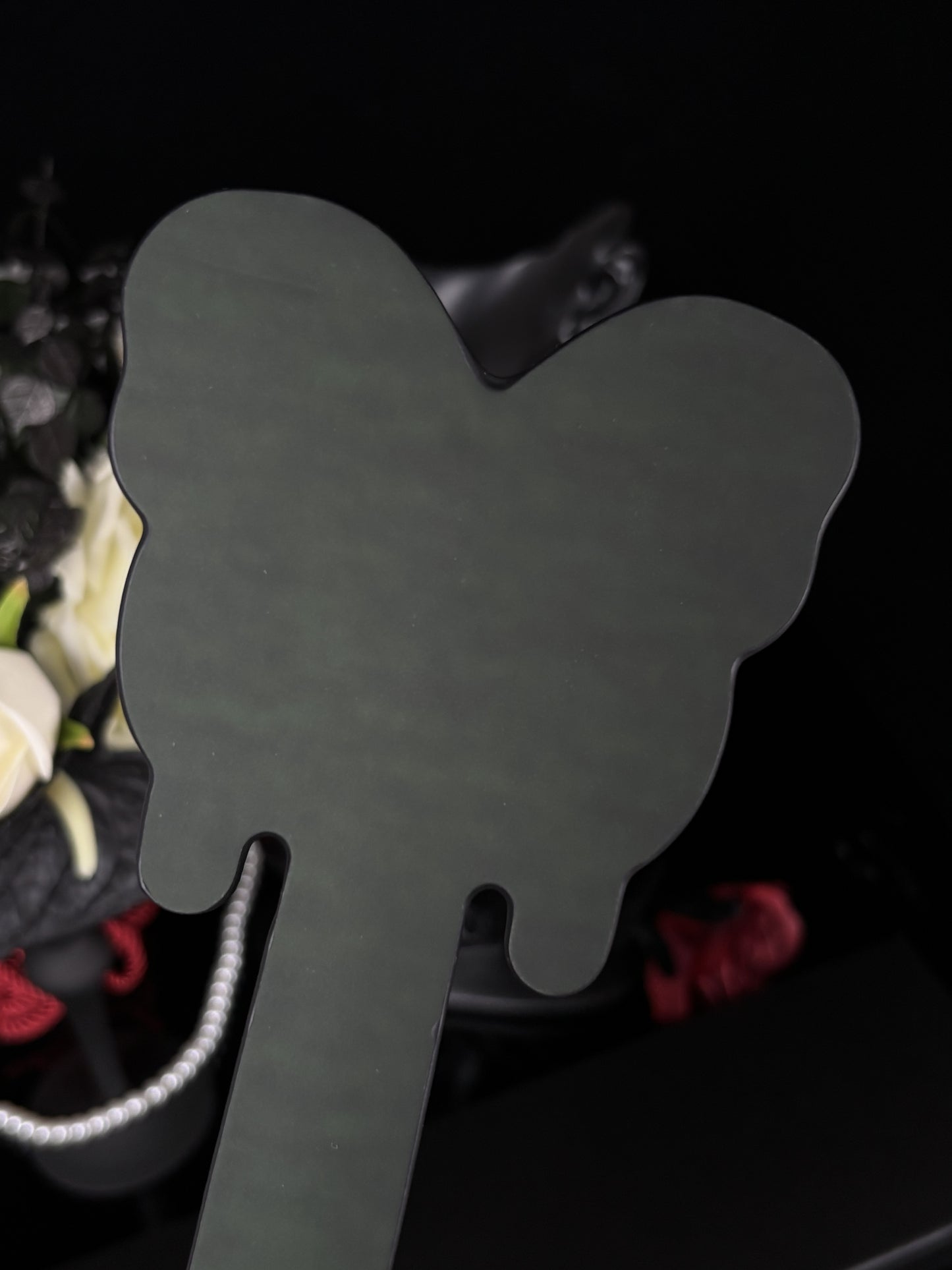 EVERGLIMP - Butterfly Color-Changing Black to Green