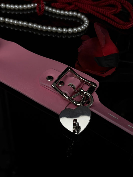 EVERGLIMP — Lock Leather Bracelet – Pink
