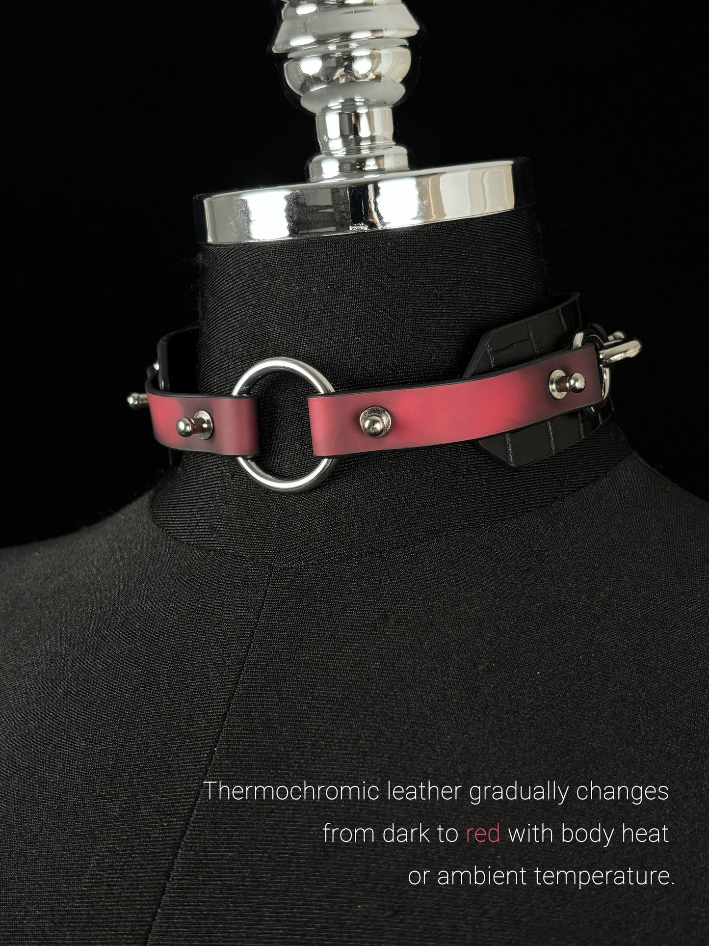 EVERGLIMP — O-Ring Choker- Crocodile Leather- Black to Red