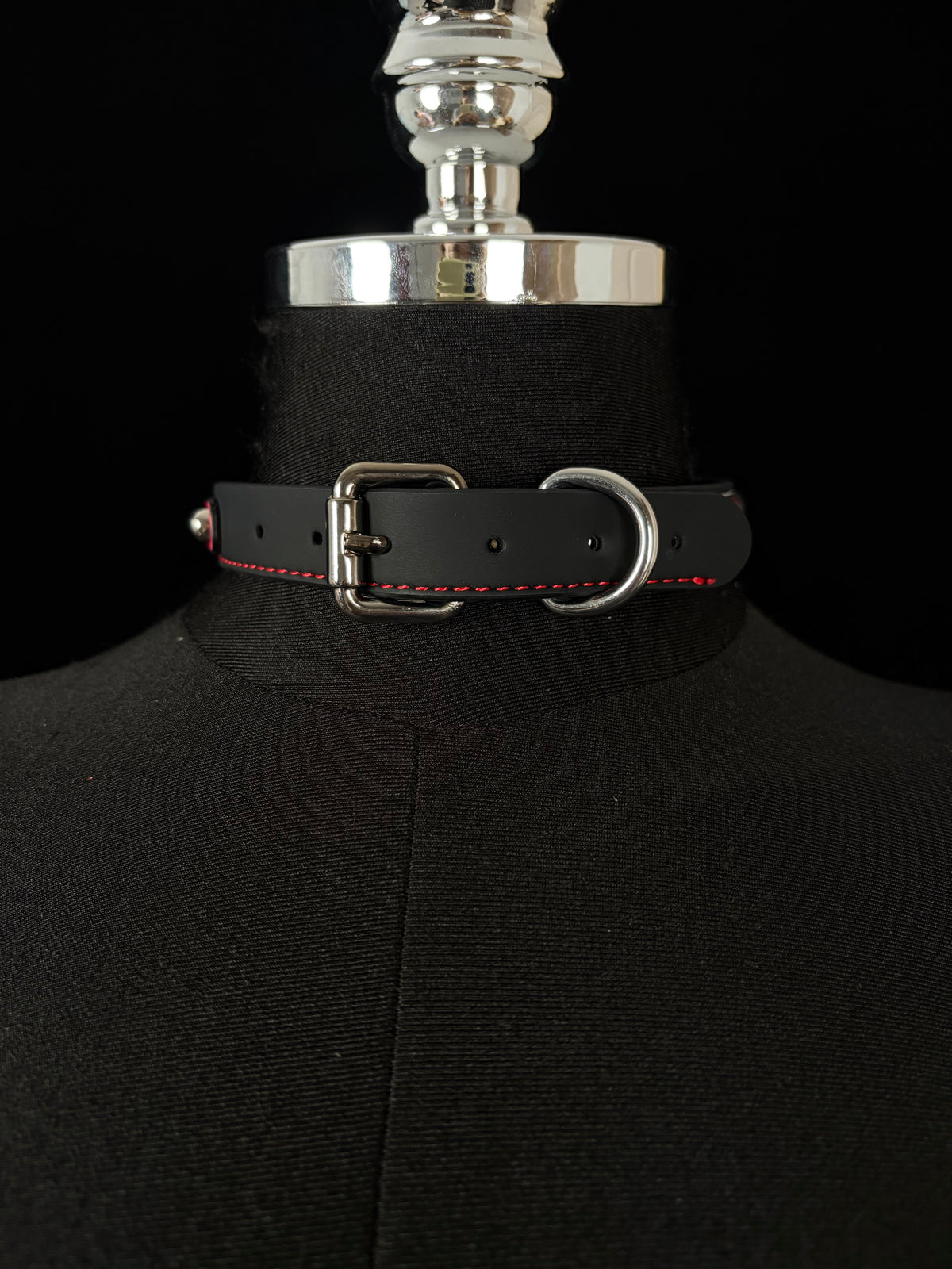 EVERGLIMP — Color-Changing Necklace Black to Red
