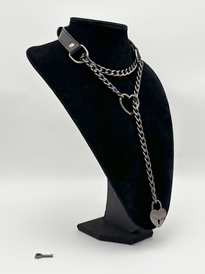 EVERGLIMP — Necklace With Key
