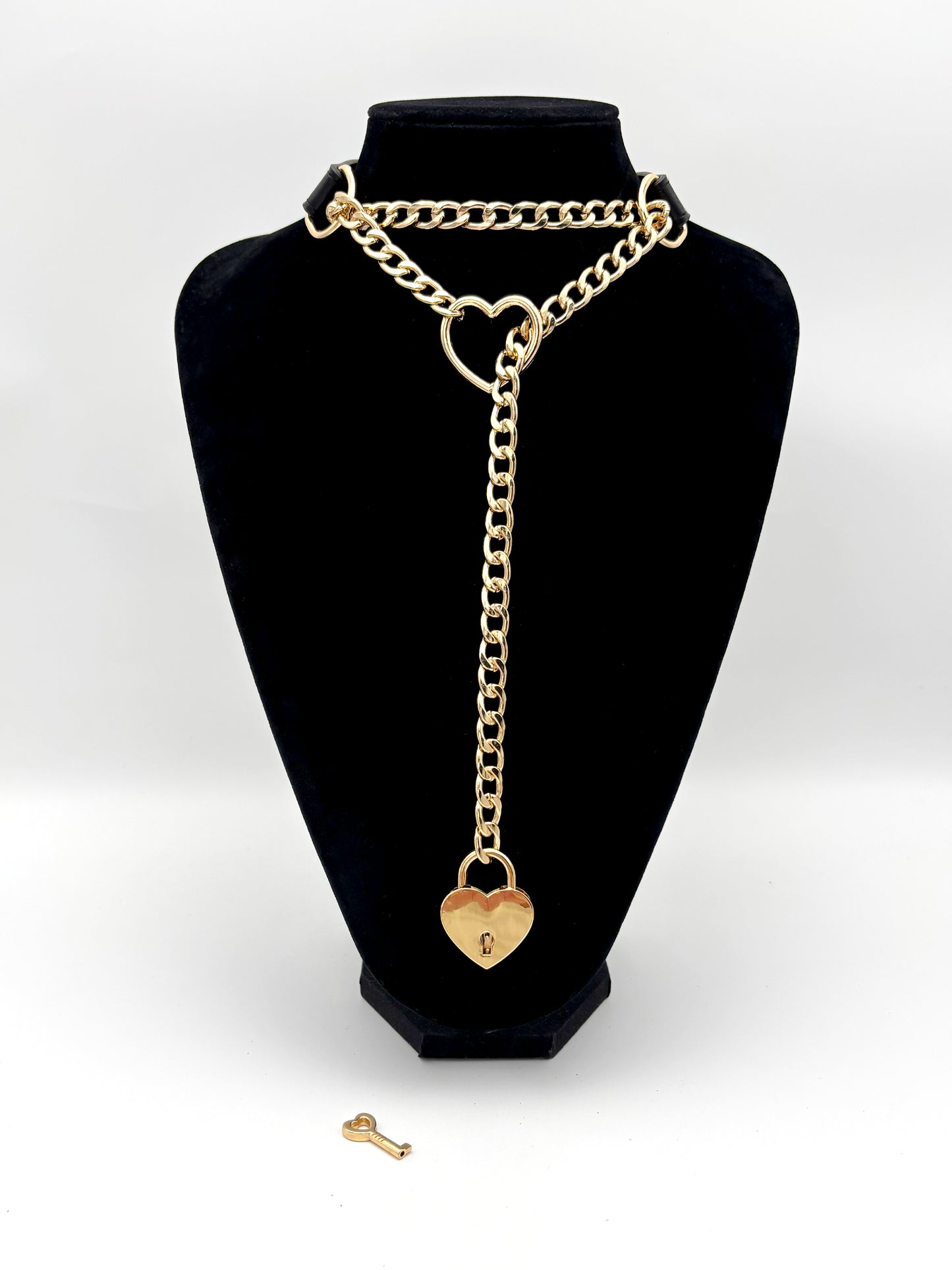 EVERGLIMP — Necklace With Key