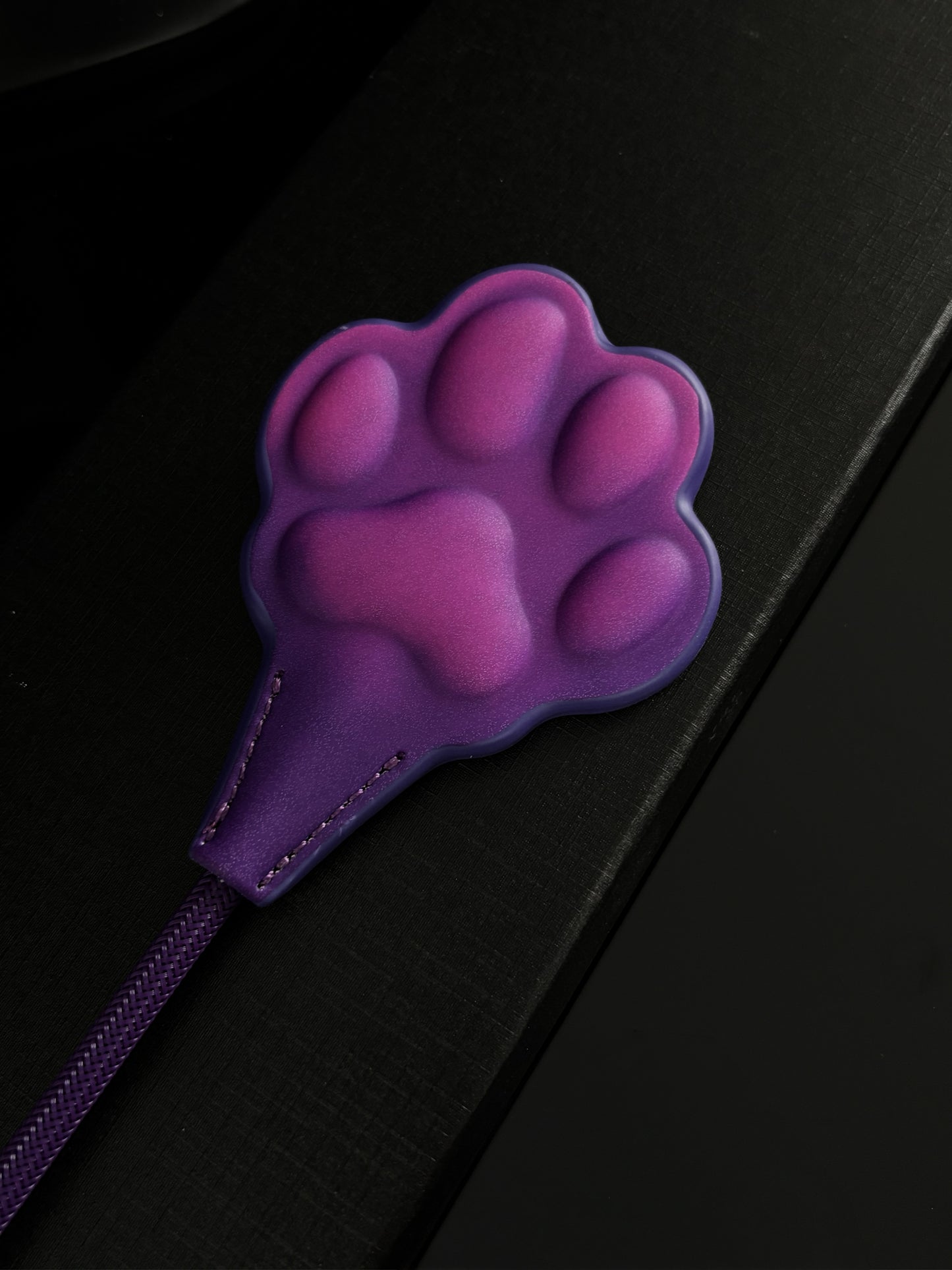 EVERGLIMP-Cat Paw  Purple to Pink