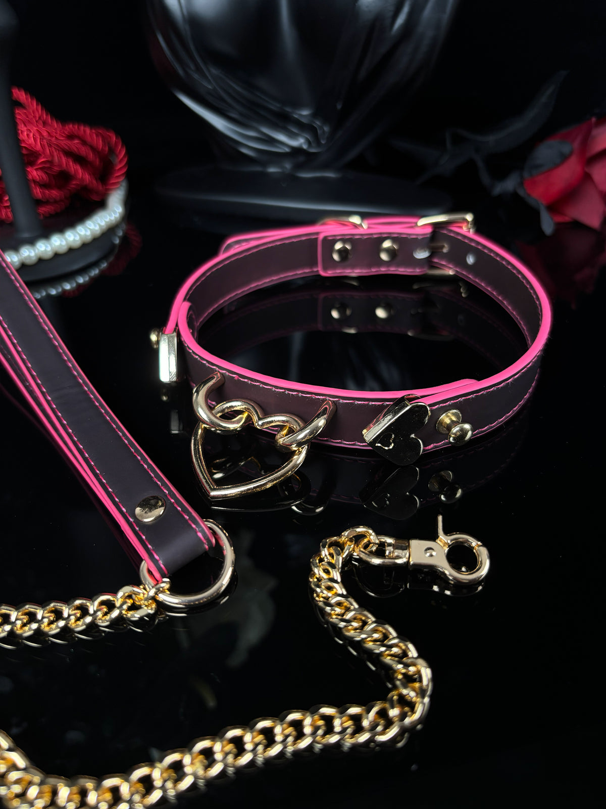 EVERGLIMP — “Heart” — Three Strips of Leather Turn from Black to Red