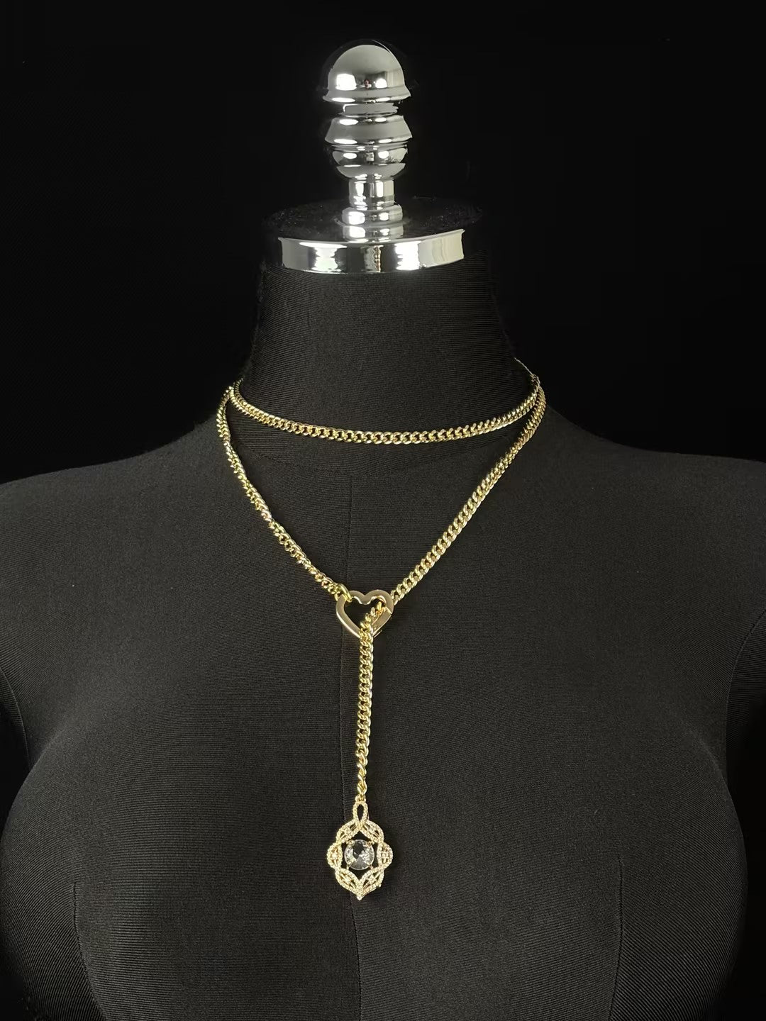 EVERGLIMP-Hollow Rhinestone Pendant Necklace